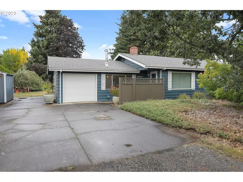 3654 LOIS DR, Hood River, OR 97031