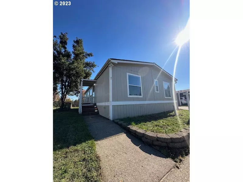 5660 DAISY ST #7, Springfield, OR 97477