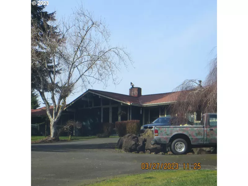 92456 MAKI RD, Astoria, OR 97103