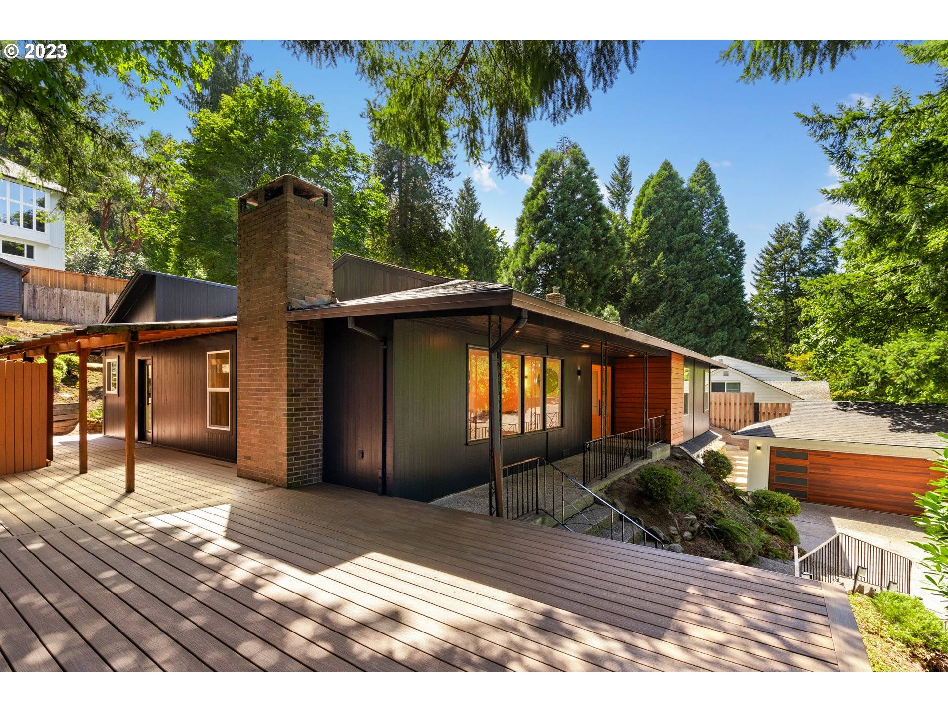 Lake Oswego, OR 97034,2348 Overlook DR