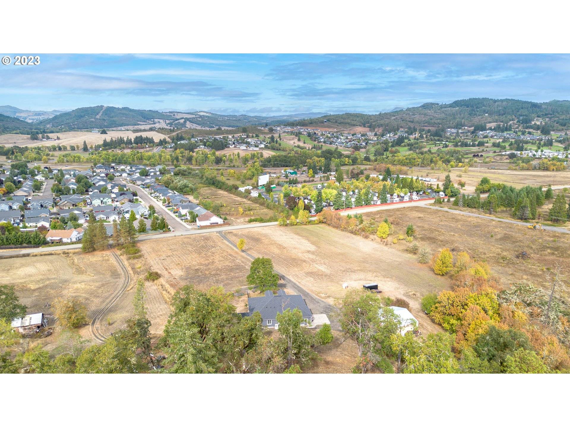 Sutherlin, OR 97479,674 FORT MCKAY RD