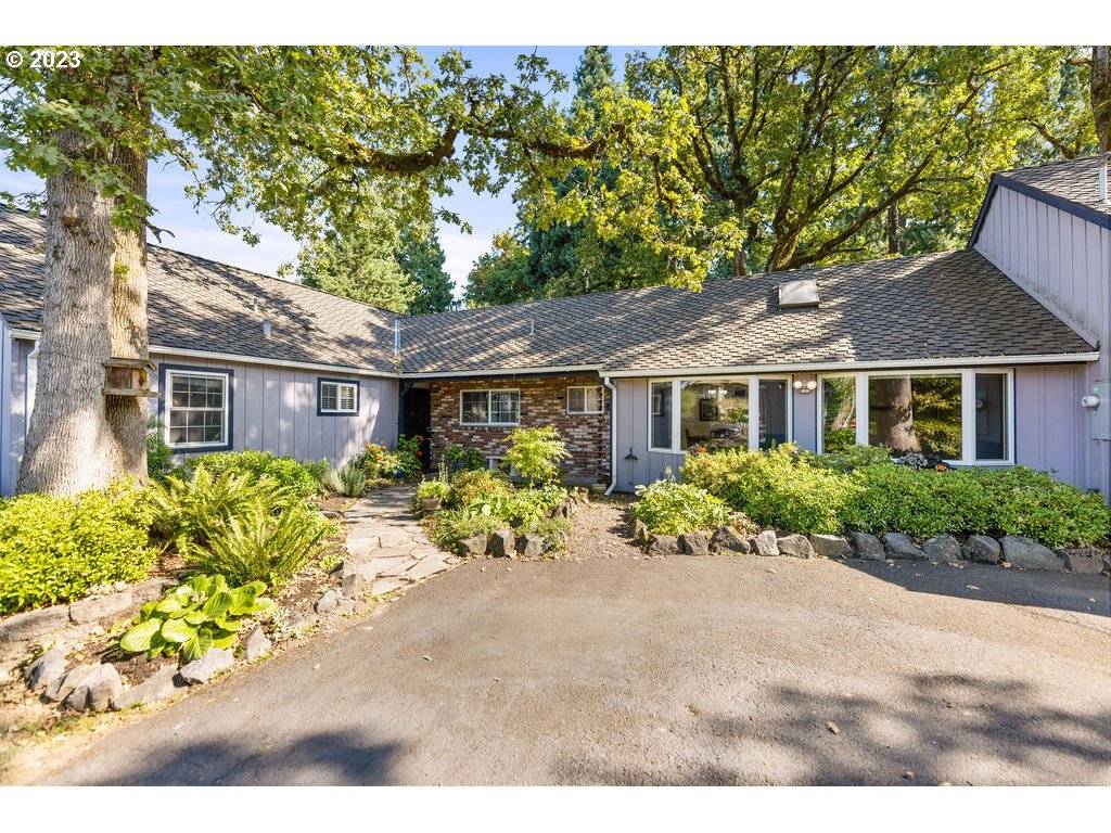 6110 SE MCNARY RD, Milwaukie, OR 97267