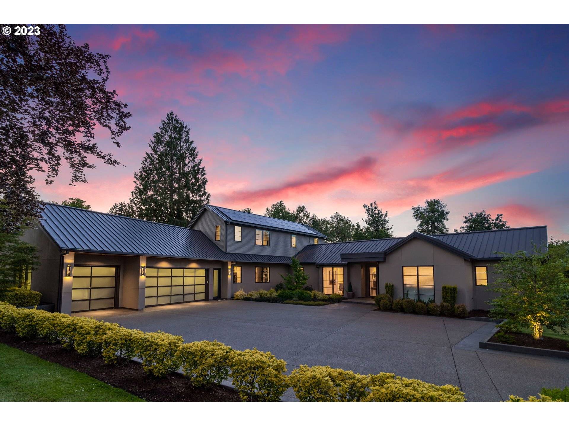 Lake Oswego, OR 97034,13799 ATWATER LN