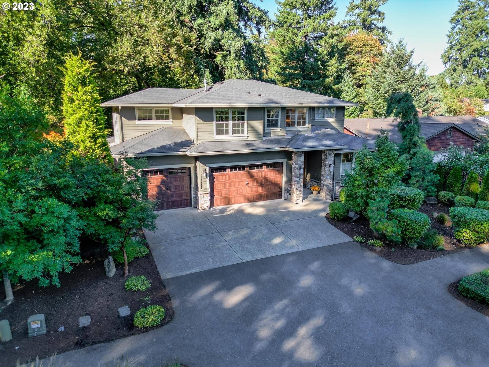 Lake Oswego, OR 97035,4845 UPPER DR