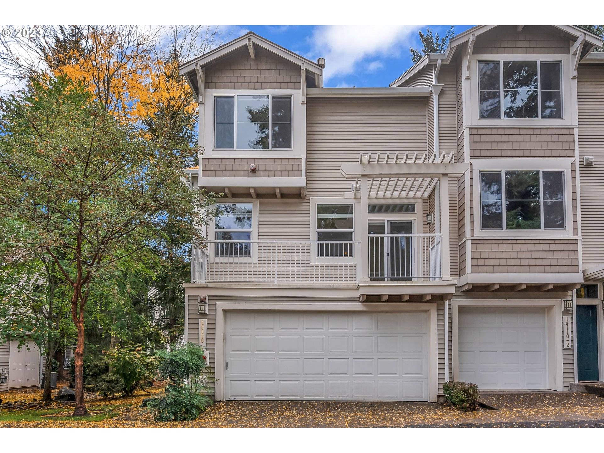 14110 SW BARROWS RD #1, Portland, OR 97223