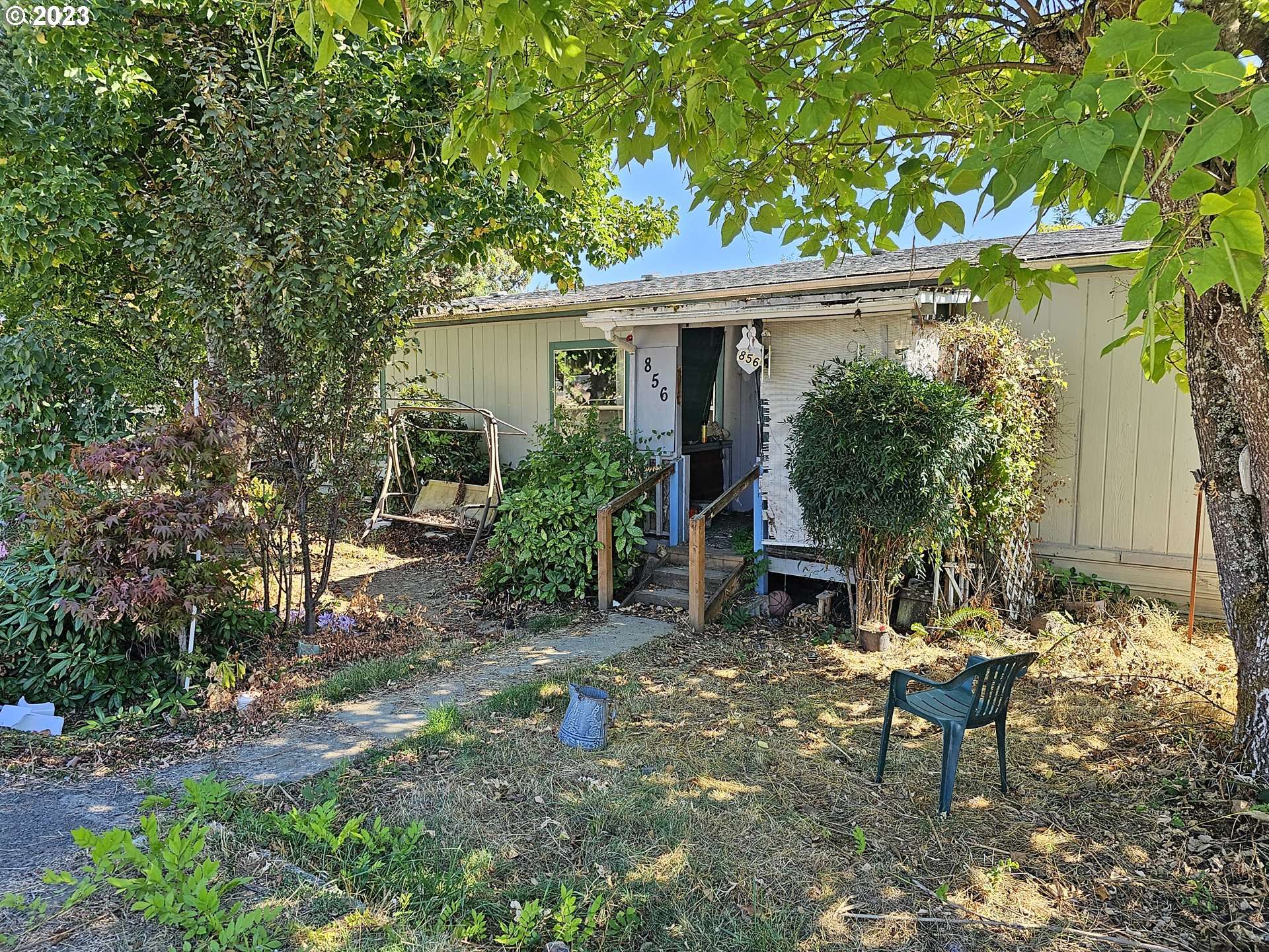 856 W SECOND AVE, Sutherlin, OR 97479