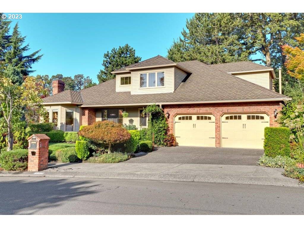 14205 EDENBERRY DR, Lake Oswego, OR 97035