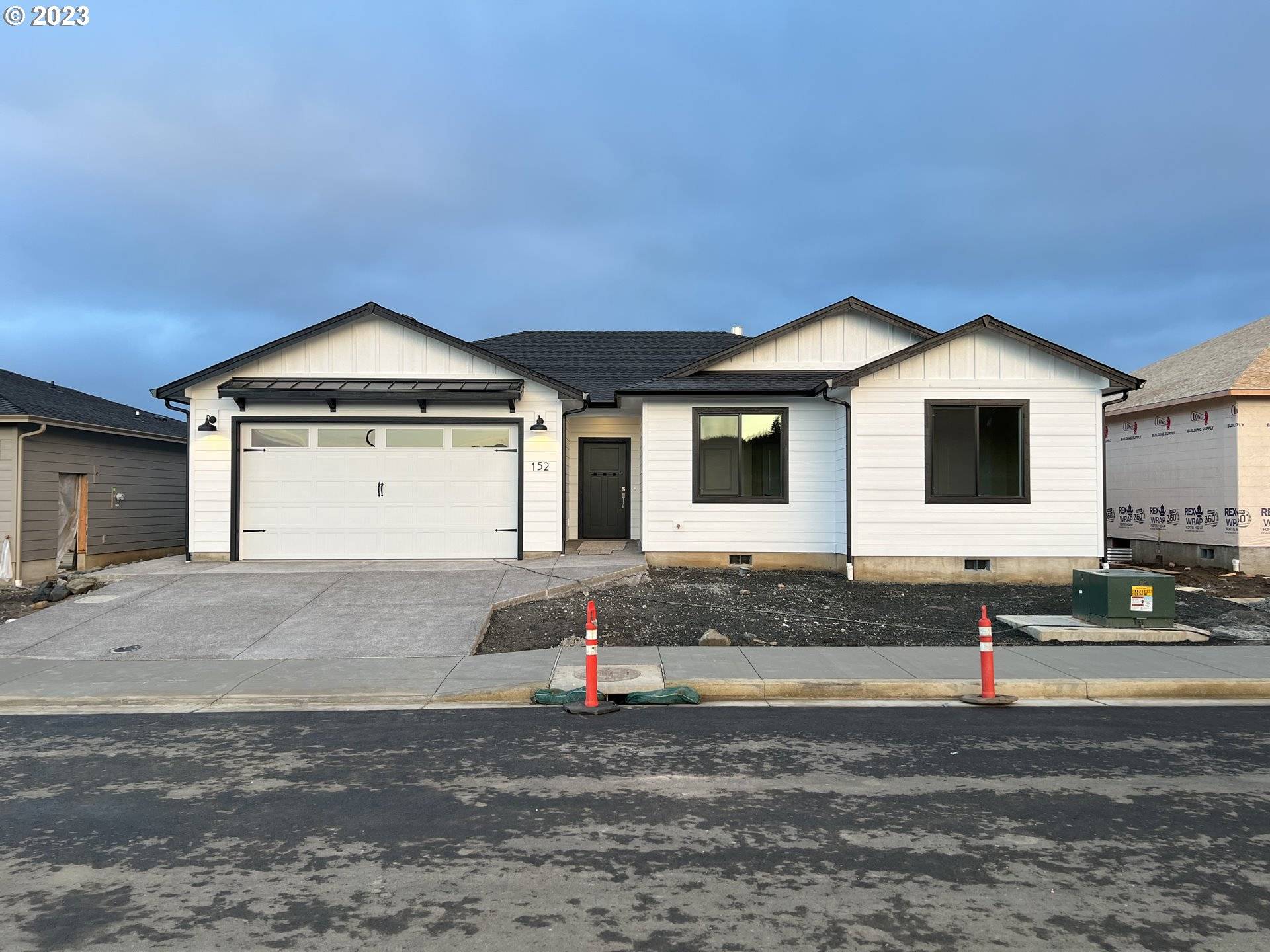 152 ELKTON ST, Sutherlin, OR 97479