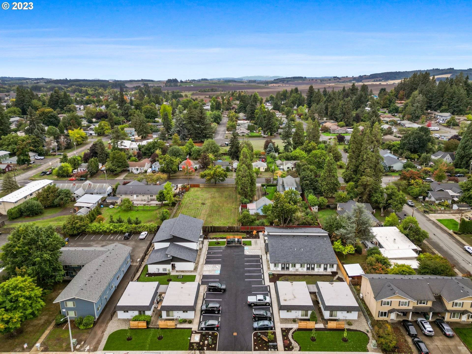 527 JACKSON ST, Monmouth, OR 97361