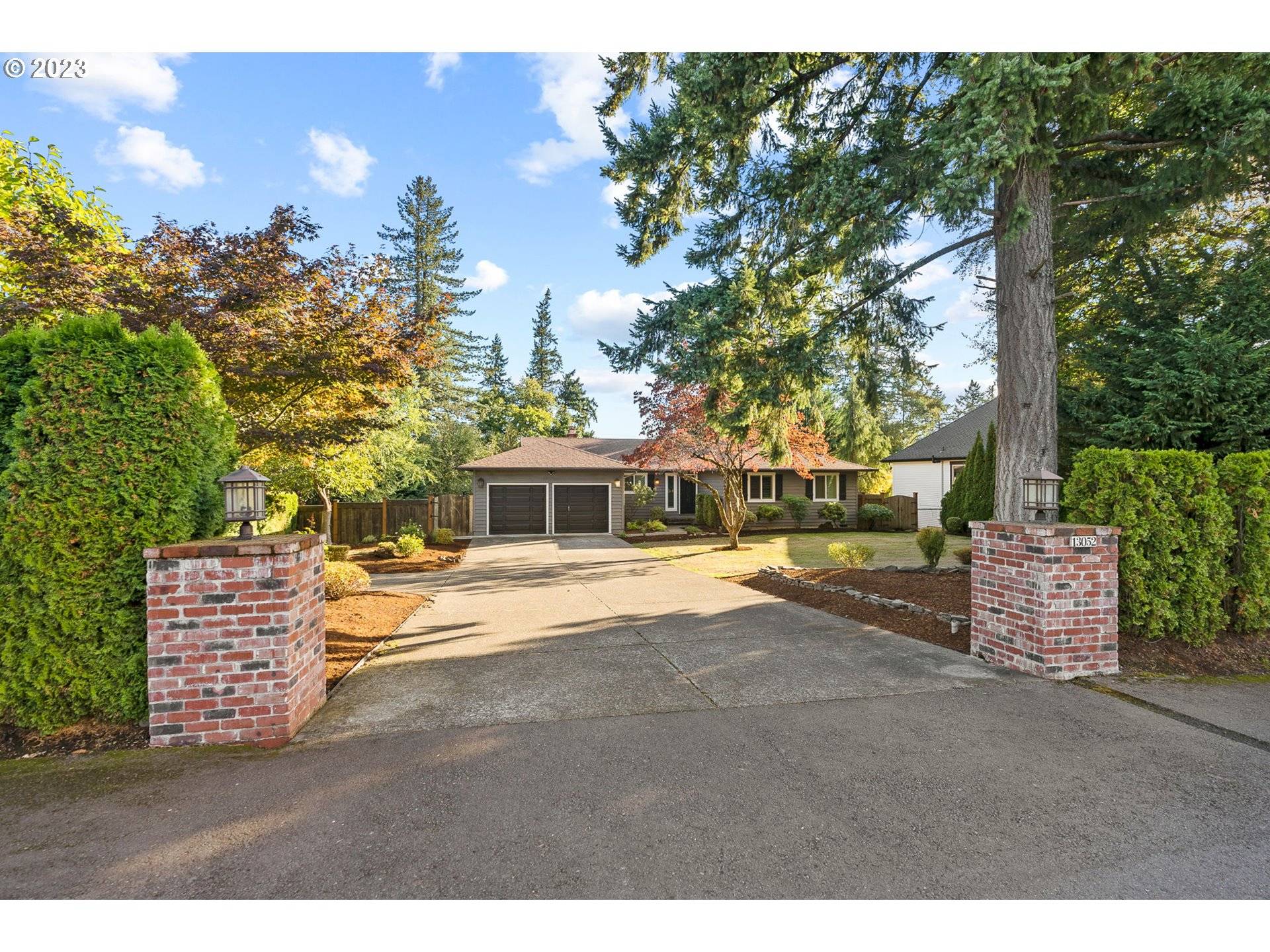 13052 KNAUS RD, Lake Oswego, OR 97034