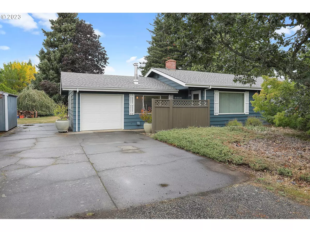 Hood River, OR 97031,3654 LOIS DR