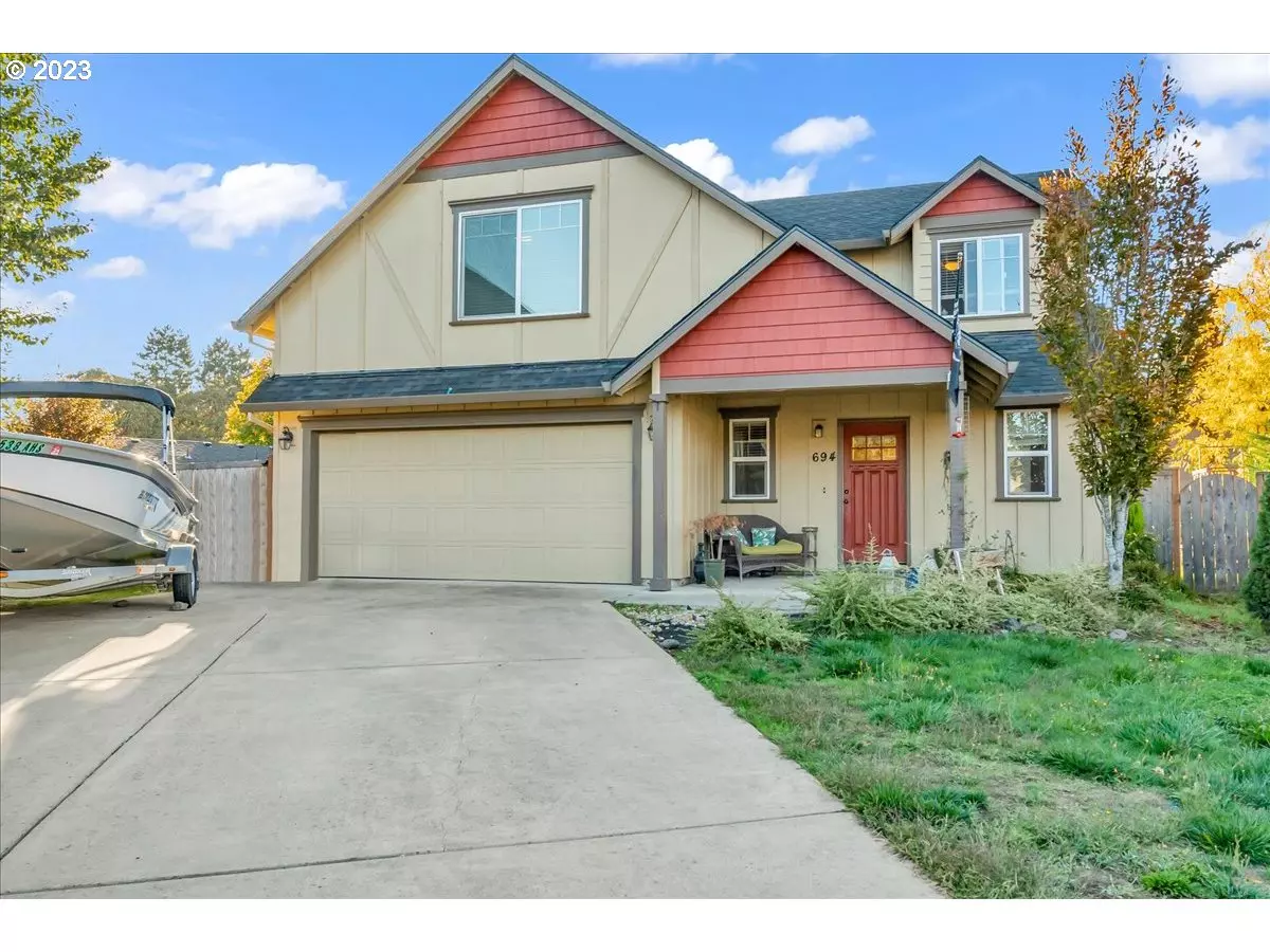 Mc Minnville, OR 97128,694 SE MILLRIGHT CT