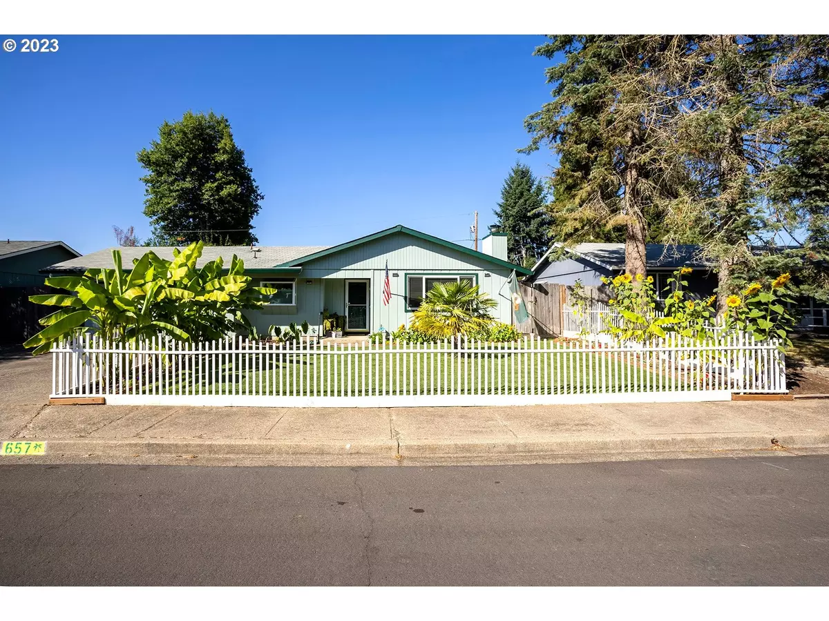 Eugene, OR 97404,657 BANOVER ST