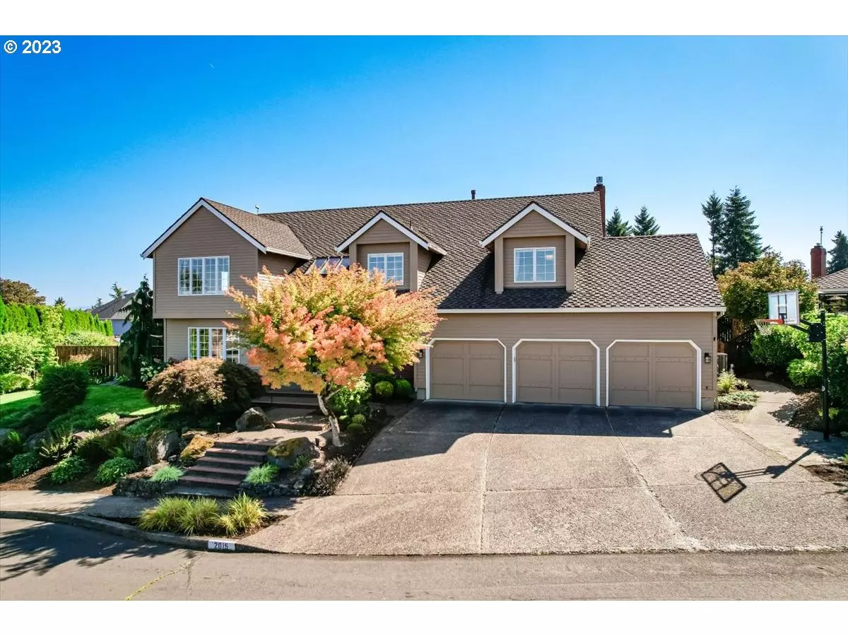 West Linn, OR 97068,2015 CONESTOGA LN