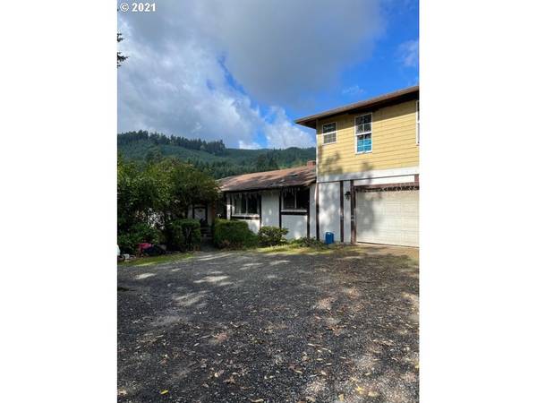 37811 UPPER CAMP CREEK RD, Springfield, OR 97478