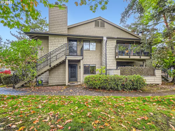 Lake Oswego, OR 97035,85 GALEN ST