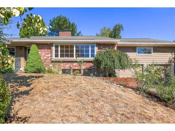 2560 SW 84TH AVE, Portland, OR 97225