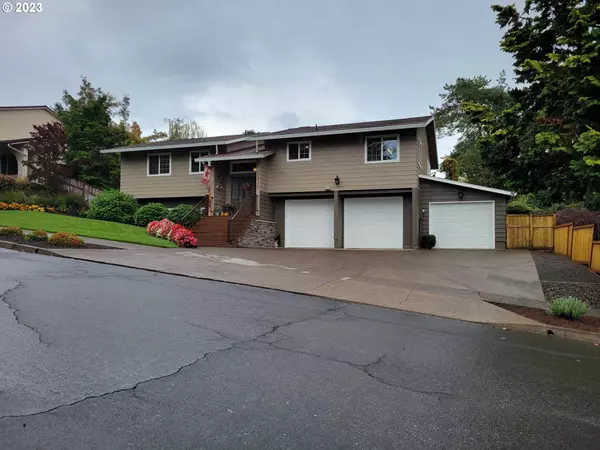 Forest Grove, OR 97116,3319 VALLEY CREST WAY