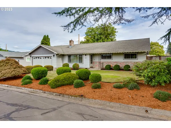 2407 17TH ST, Springfield, OR 97477