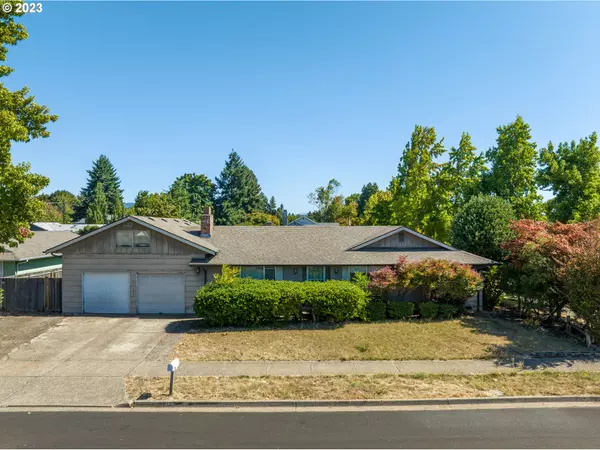 806 V ST, Springfield, OR 97477