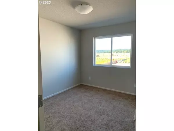 North Plains, OR 97133,31128 NW YORKSHIRE ST #226