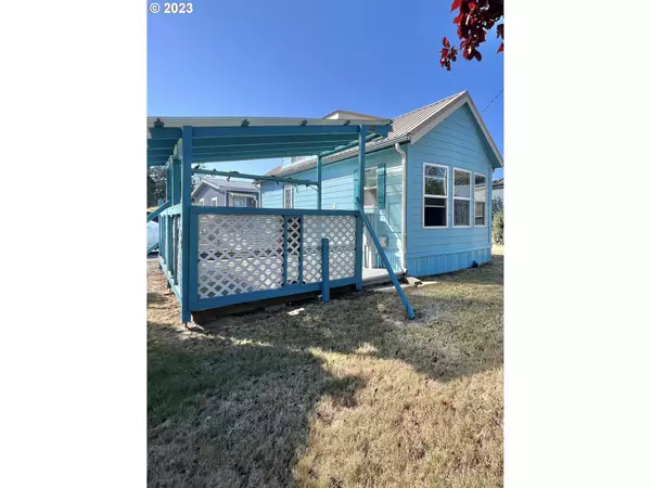 Coos Bay, OR 97420,1795 S 28TH CT