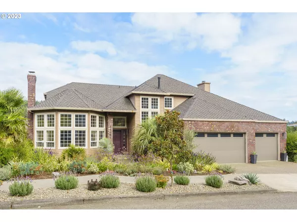 11561 SE HIGHLAND LOOP, Clackamas, OR 97015