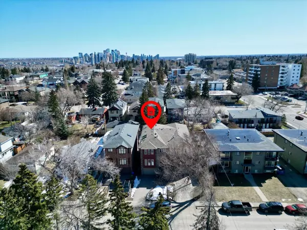 Calgary, AB T3C 1L9,1734 28 ST SW