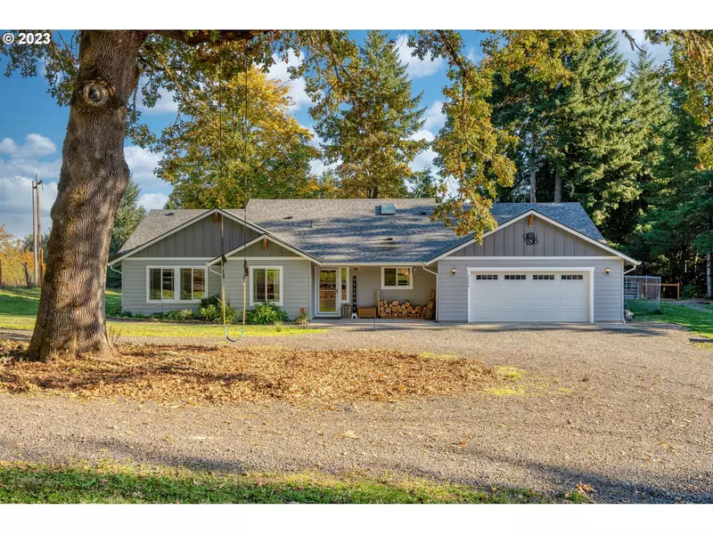 52350 TED BEAR LN, Scappoose, OR 97056