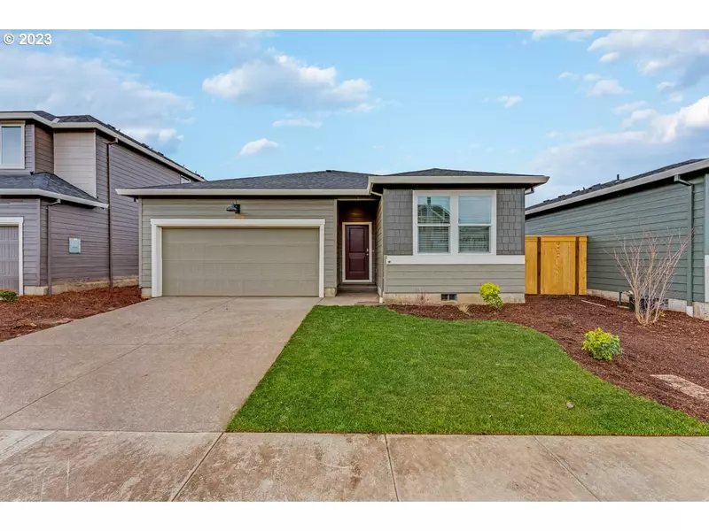 2636 26th LOOP, Springfield, OR 97477