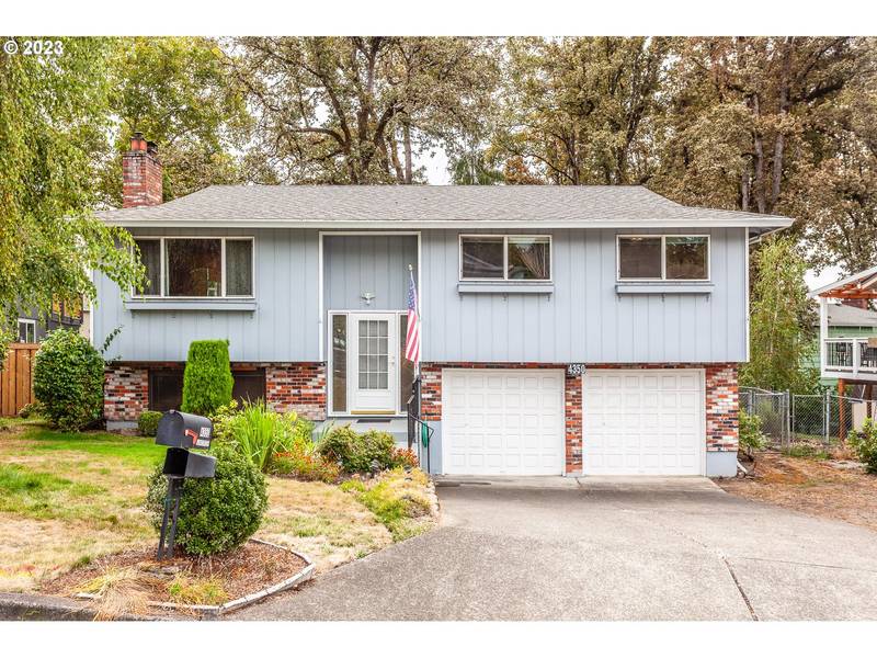 4350 SE MARK KELLY CT, Milwaukie, OR 97267