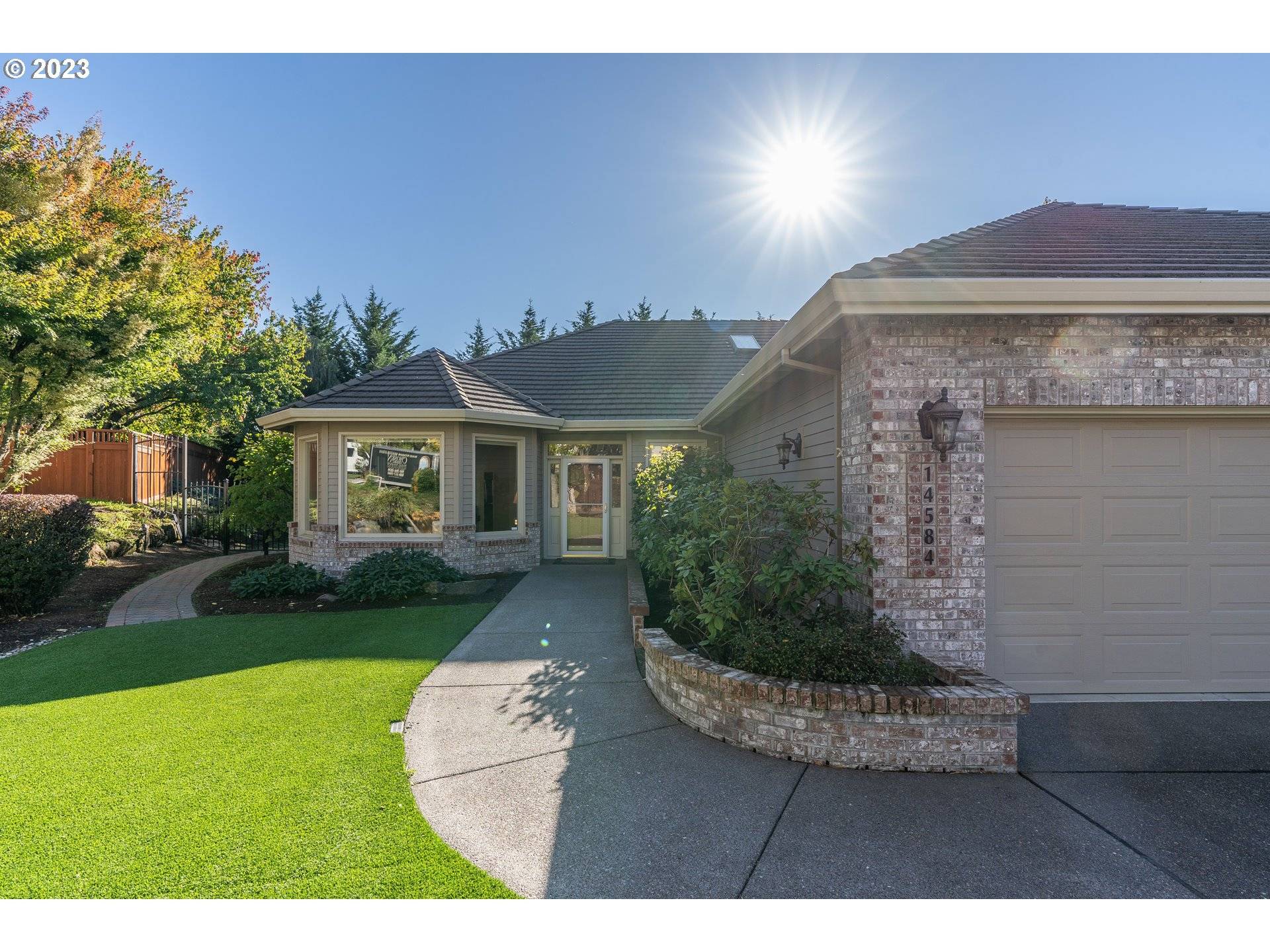 Lake Oswego, OR 97035,14584 PFEIFER WAY