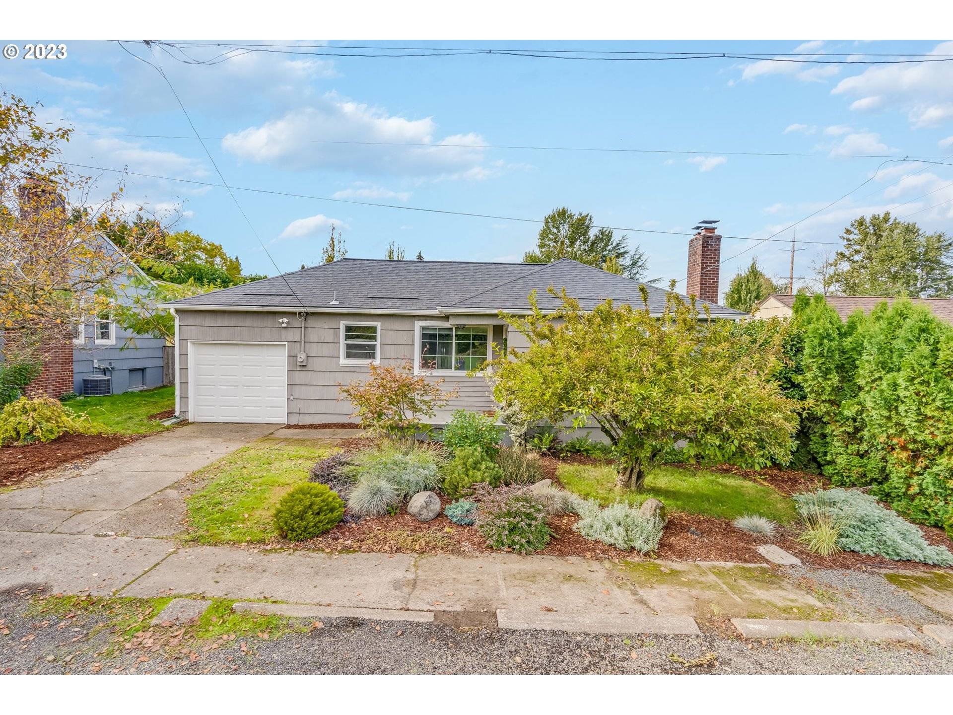 Portland, OR 97218,6341 NE 47TH PL