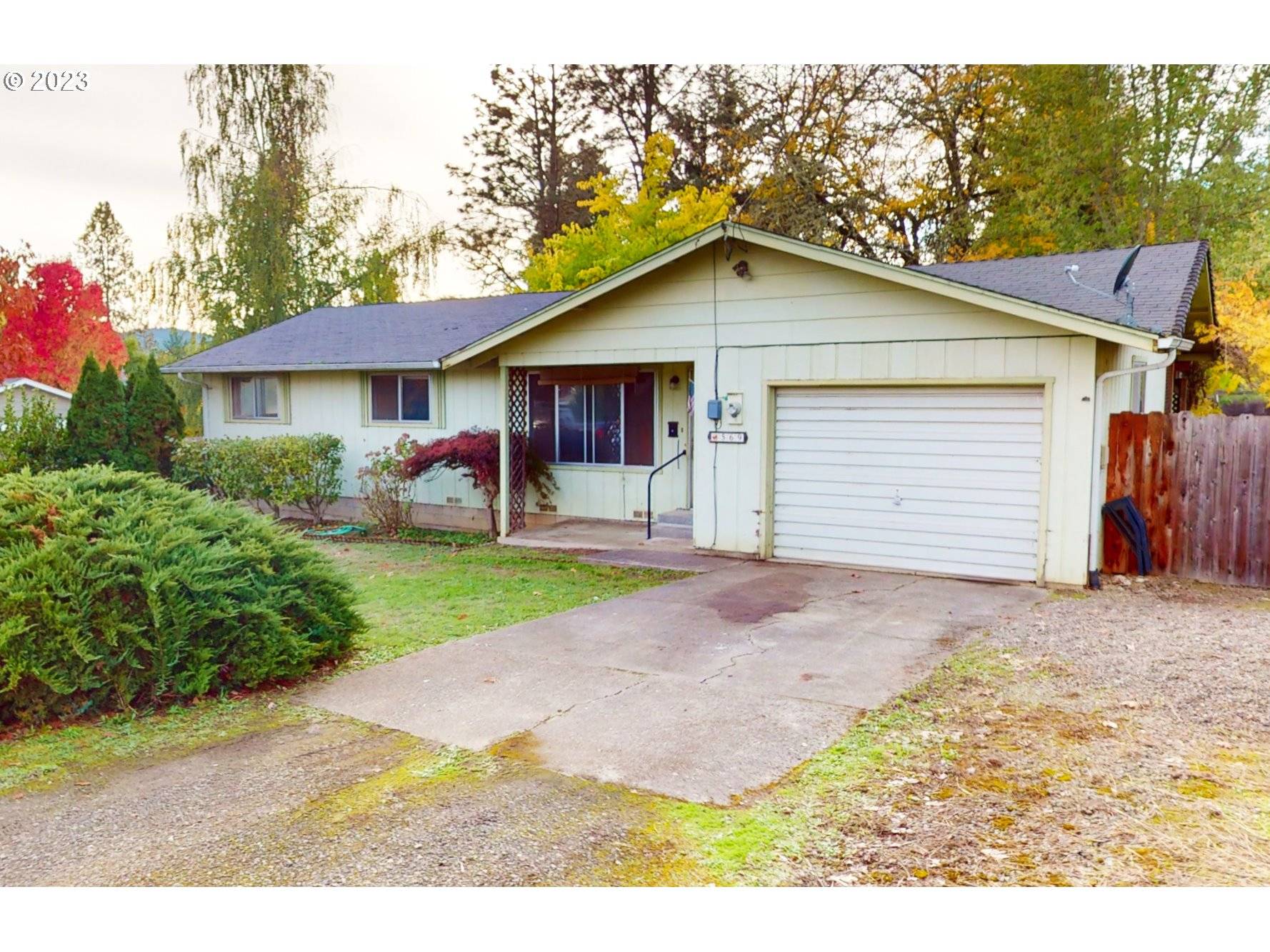 569 ARVILLA WAY, Sutherlin, OR 97479