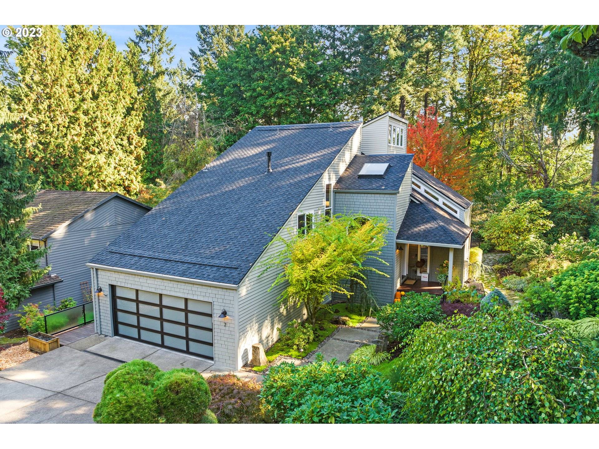 7 GROUSE TER, Lake Oswego, OR 97035