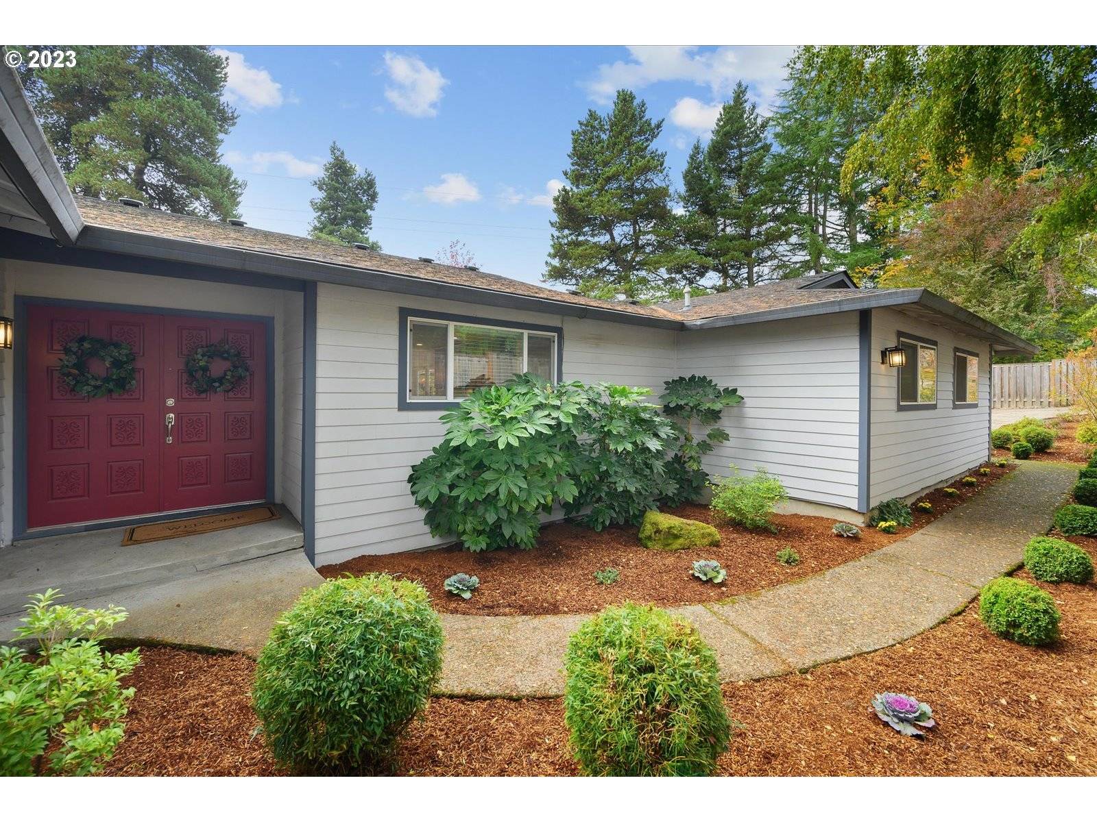 Lake Oswego, OR 97034,13990 SHIREVA CT