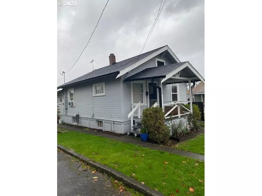 Oregon City, OR 97045,1215 VAN BUREN ST