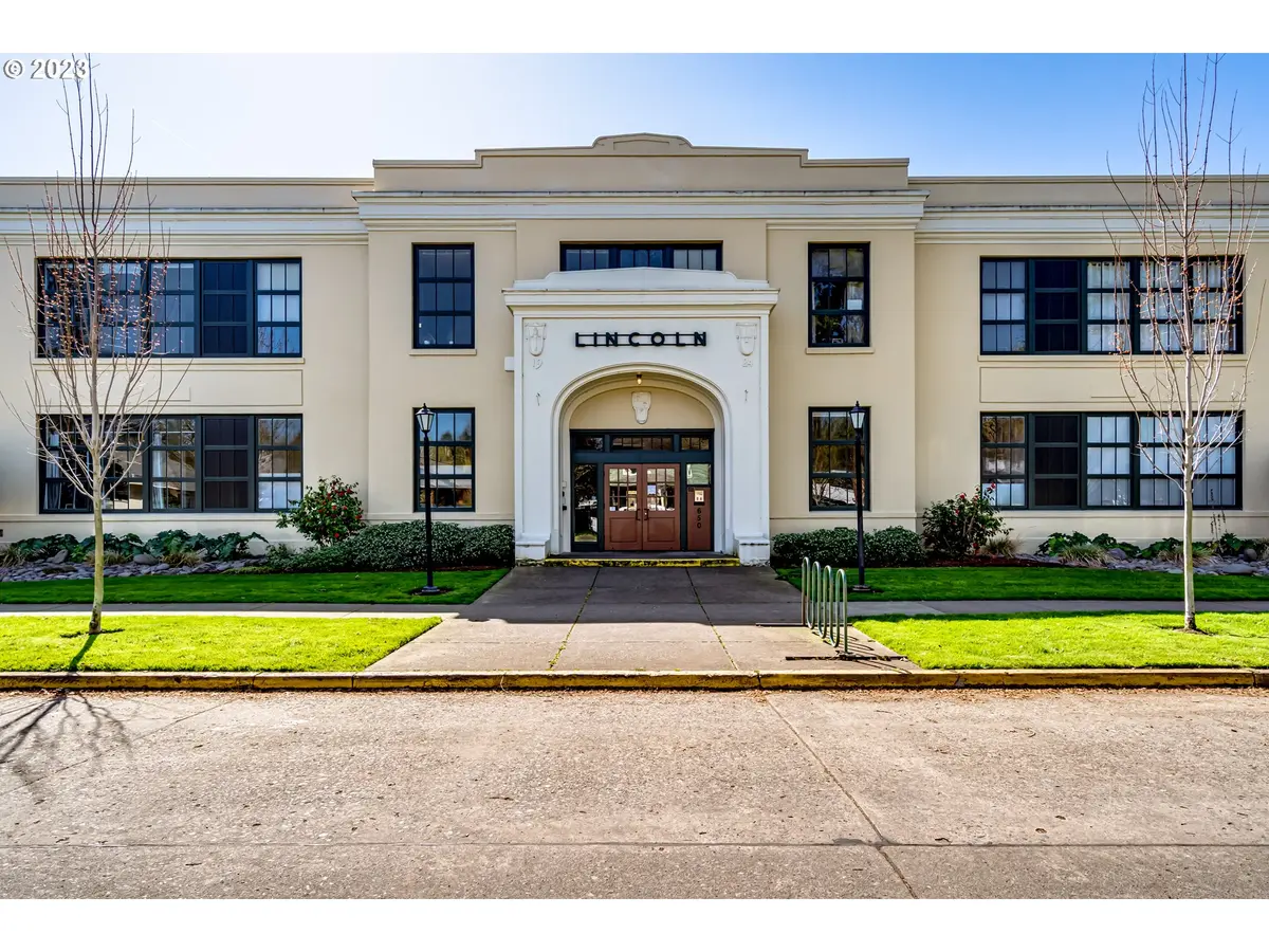 650 W 12TH AVE #209, Eugene, OR 97402