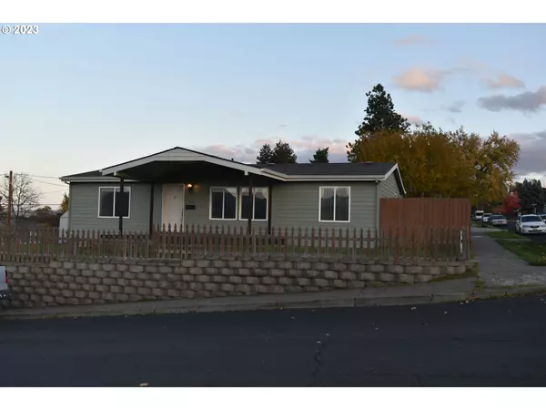 1414 GARRISON ST, The Dalles, OR 97058