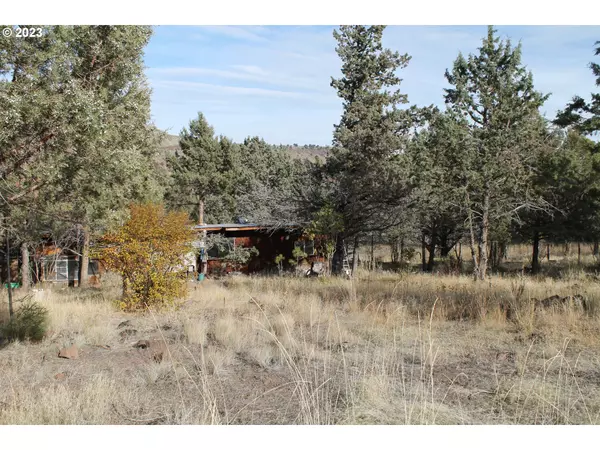 John Day, OR 97845,61897 DOG PATCH LN