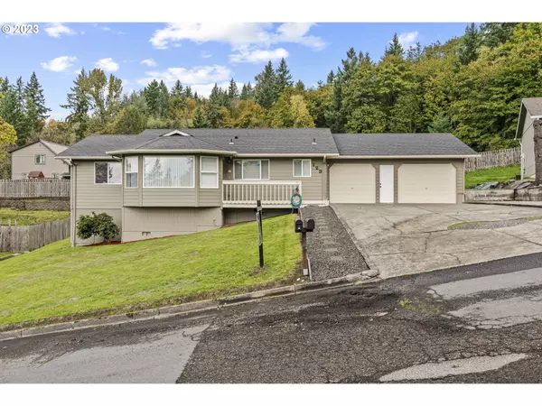 123 APPLE LN, Kelso, WA 98626