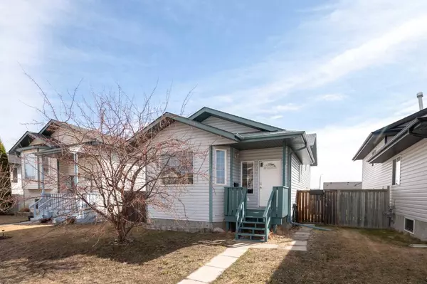 Blackfalds, AB T4M 0K3,26 Westgate CRES