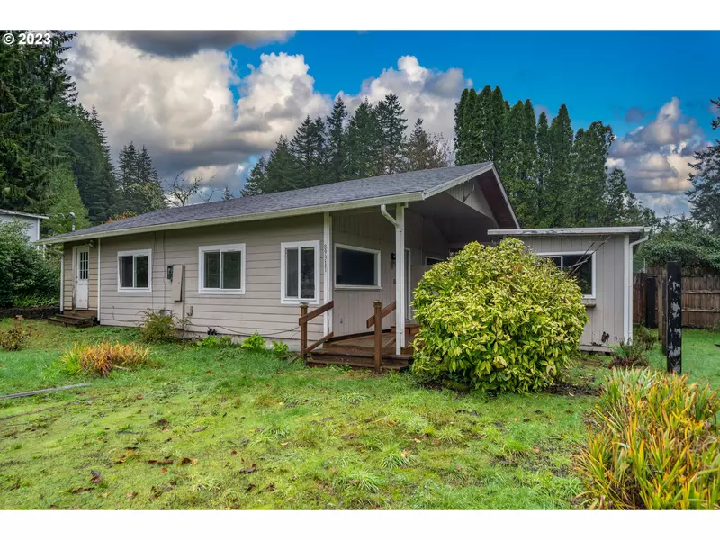 89311 SUTTON LAKE DR, Florence, OR 97439