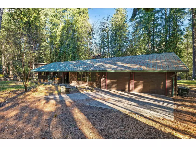 20702 E CANNON RD, Brightwood, OR 97011