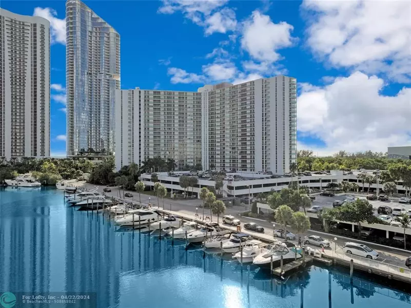 100 Bayview Dr  #604, Sunny Isles Beach, FL 33160