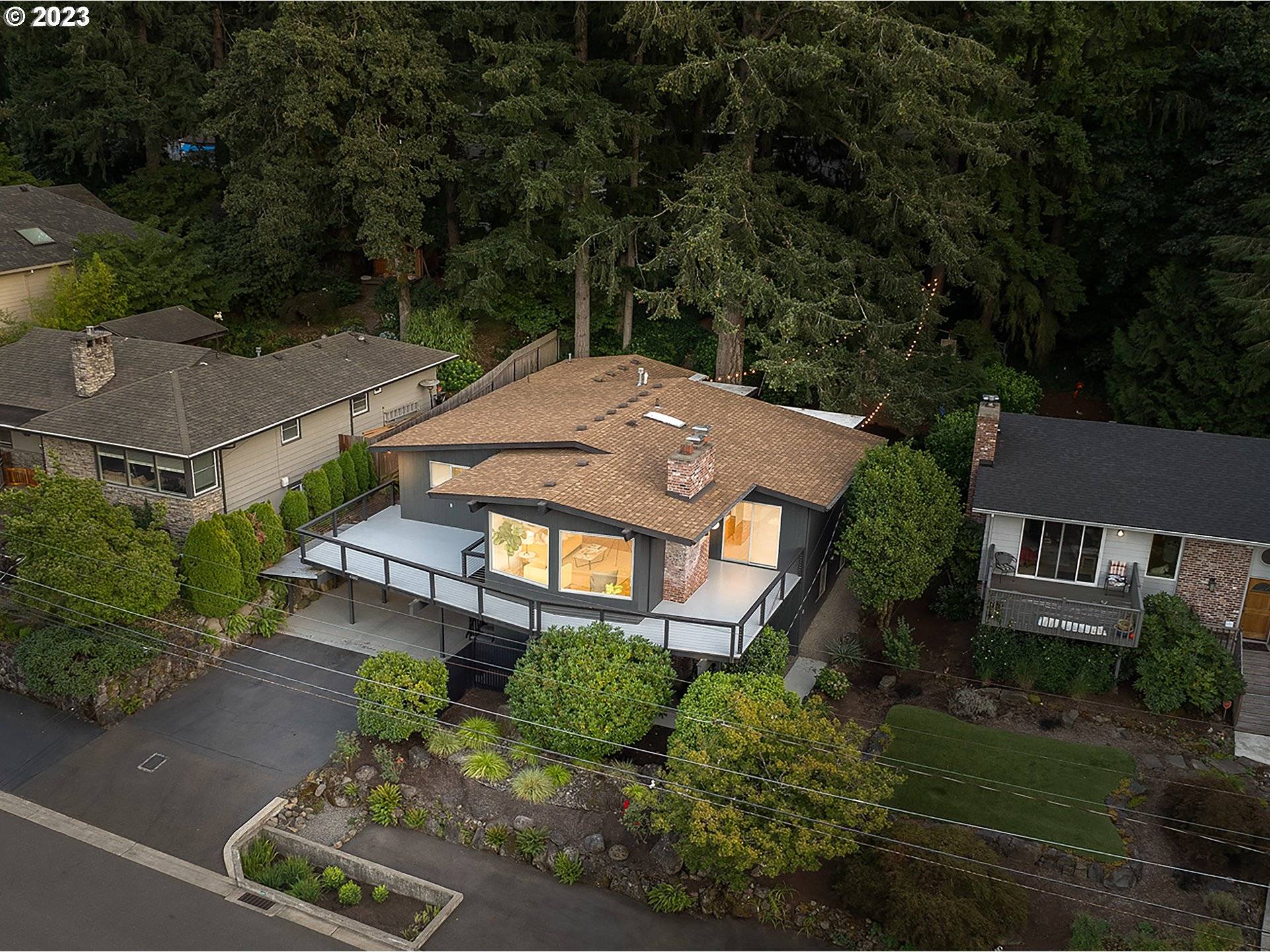 4360 WESTBAY RD, Lake Oswego, OR 97035