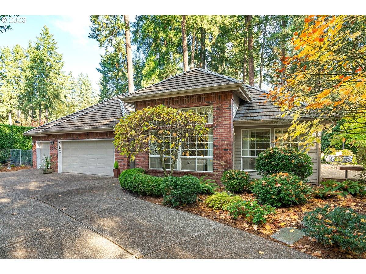 Lake Oswego, OR 97035,3324 SABINA CT