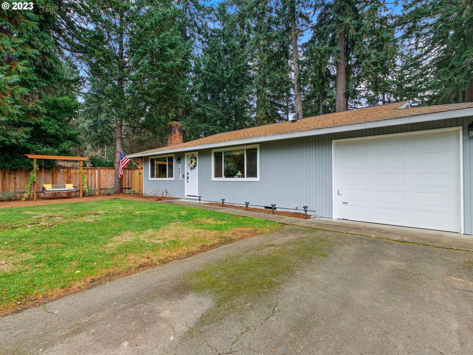 Lake Oswego, OR 97035,18017 TUALATA AVE