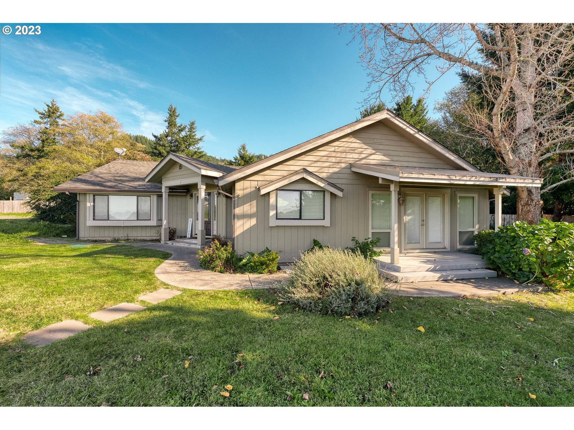 Brookings, OR 97415,15855 PEDRIOLI DR