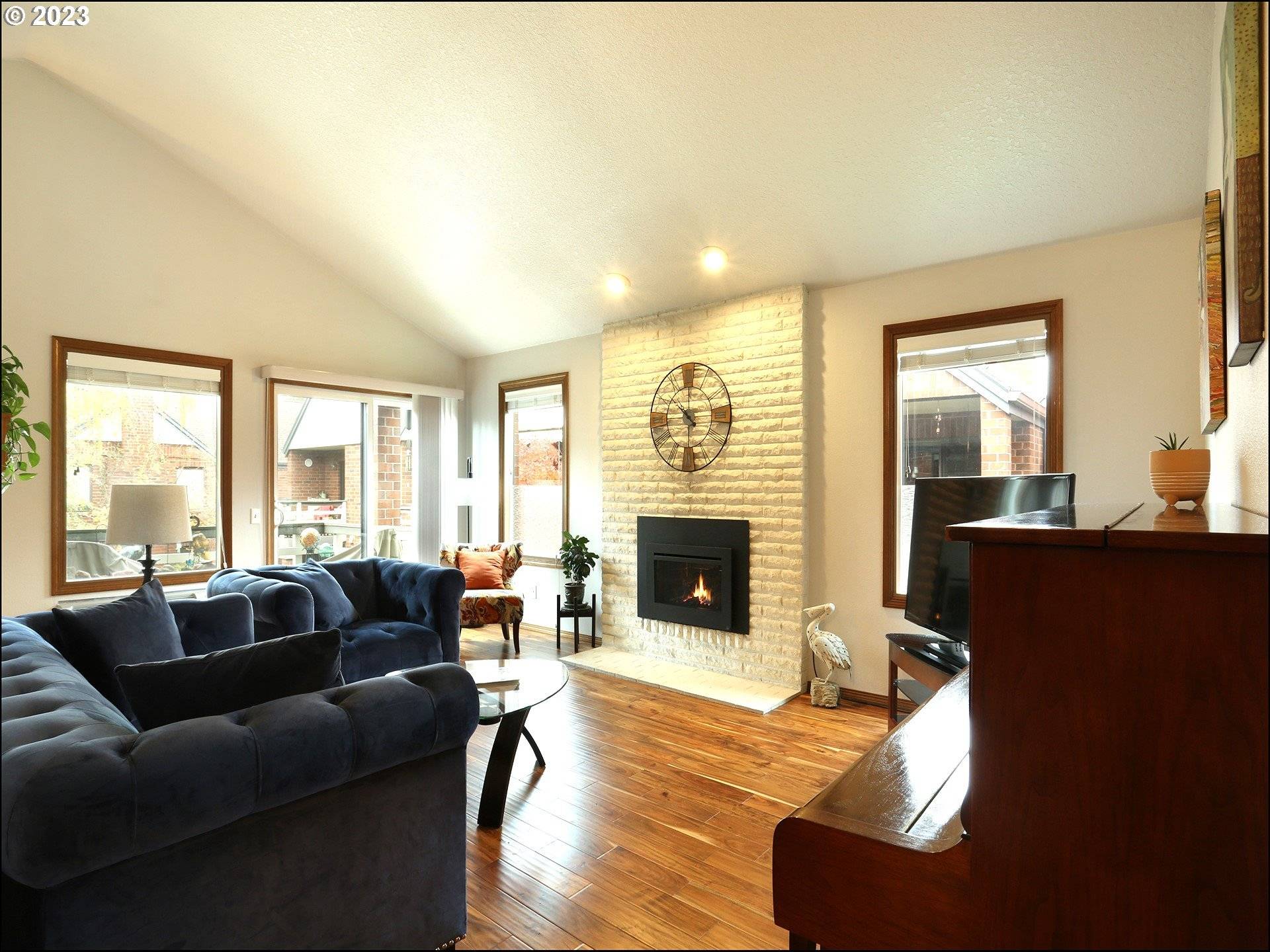 Portland, OR 97230,14851 NE SACRAMENTO ST #128